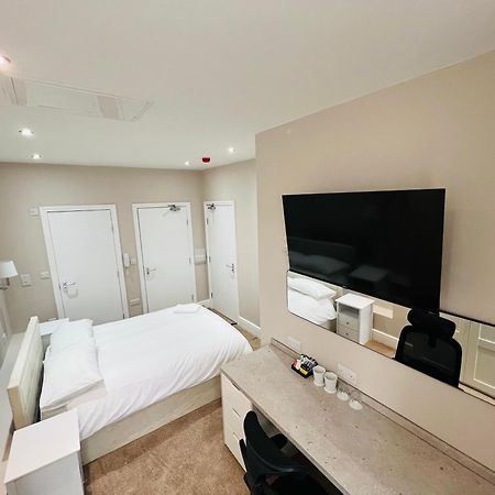 Gaolgate Suites Self Check-In Central 斯塔福德 外观 照片